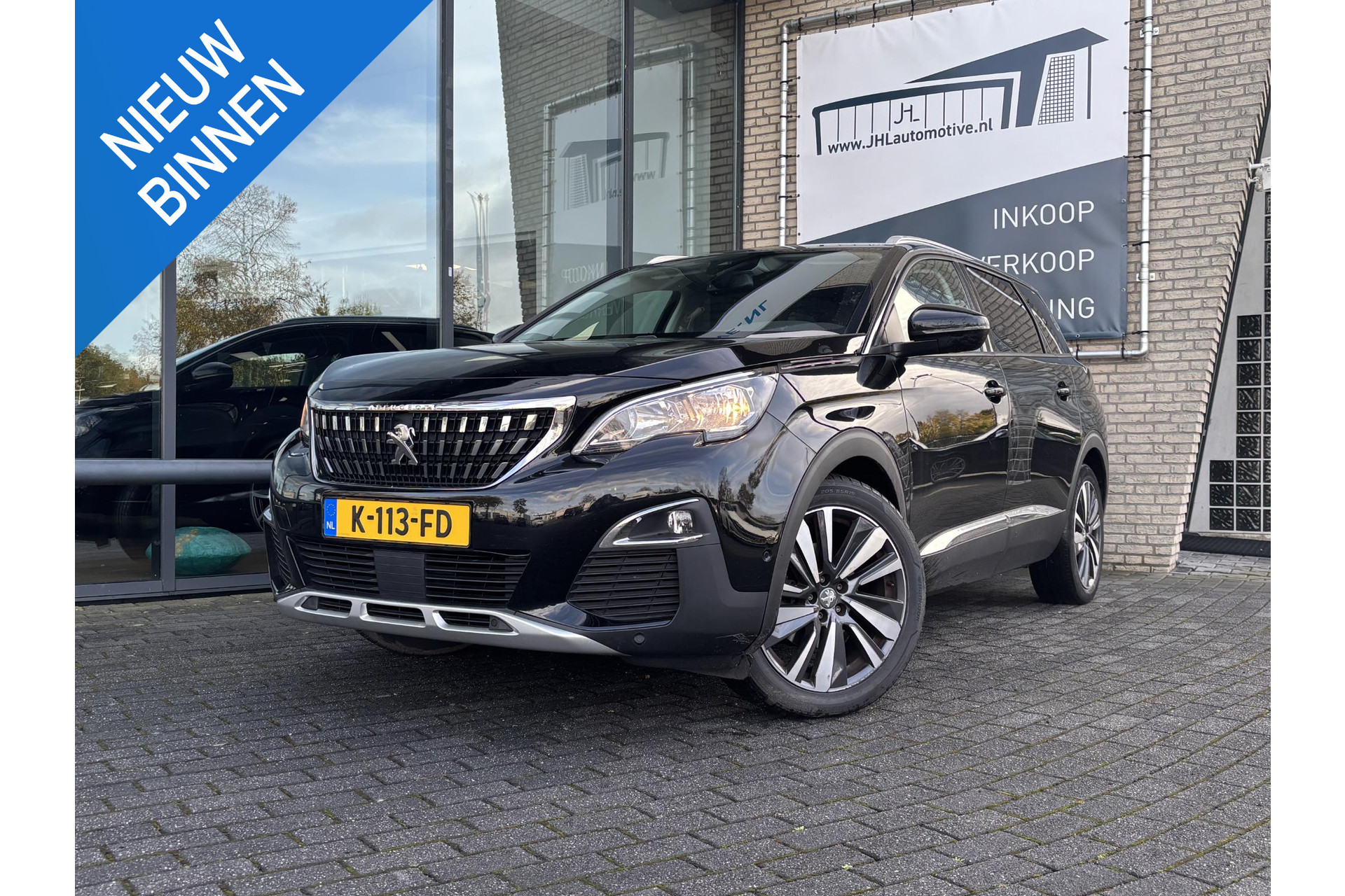 Peugeot 5008 1.2 PureTech*ECC*NAVI*ACC*CAM*CARPLAY*